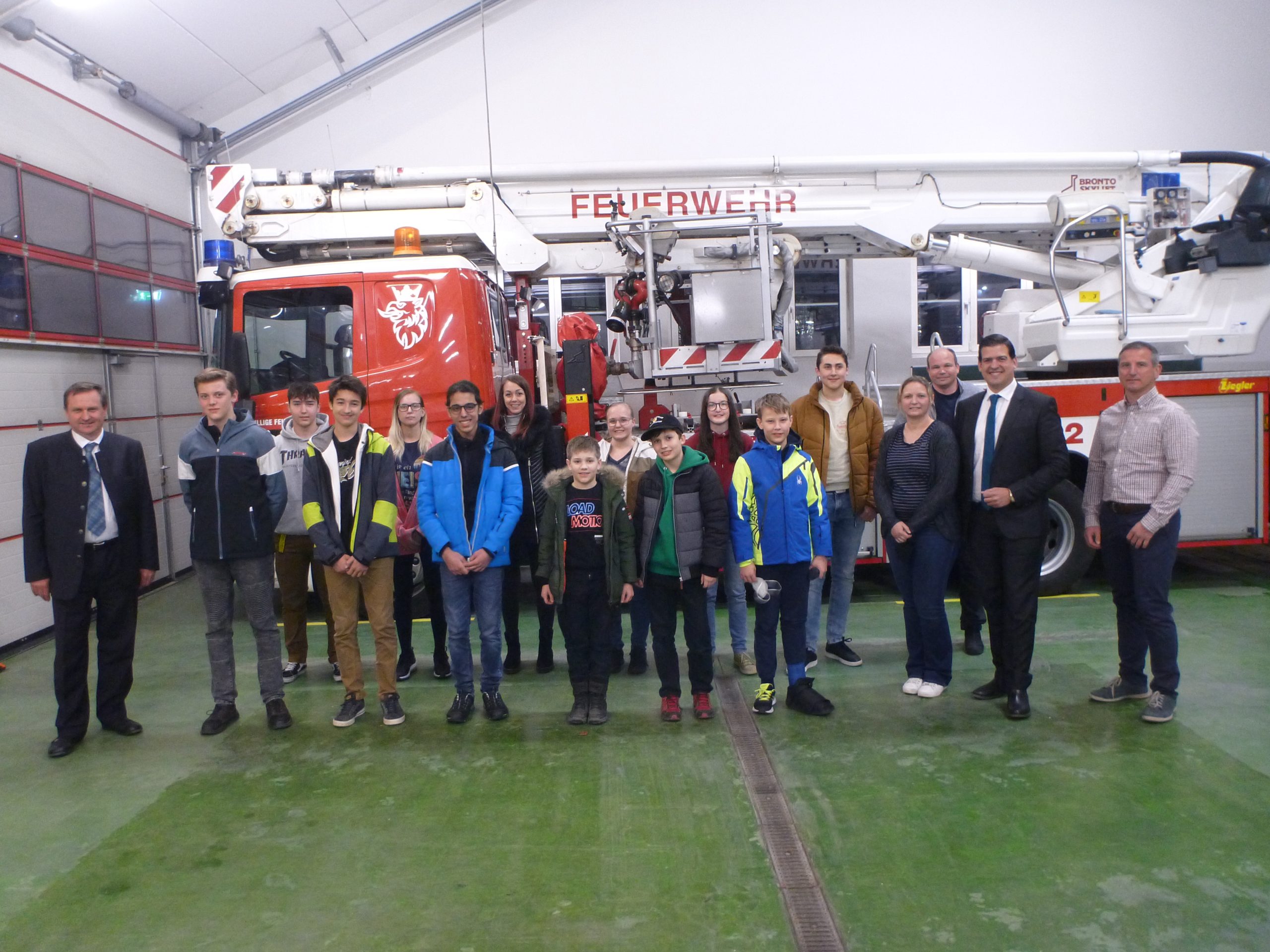 Übung zur Ladungssicherung – Feuerwehr Wolkersdorf